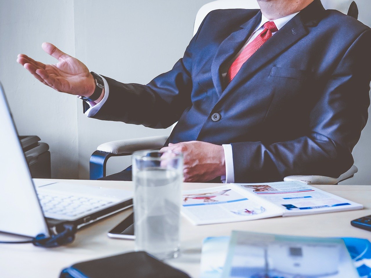 De quelle façon bien s'assurer avant de faire un voyage d'affaires ?